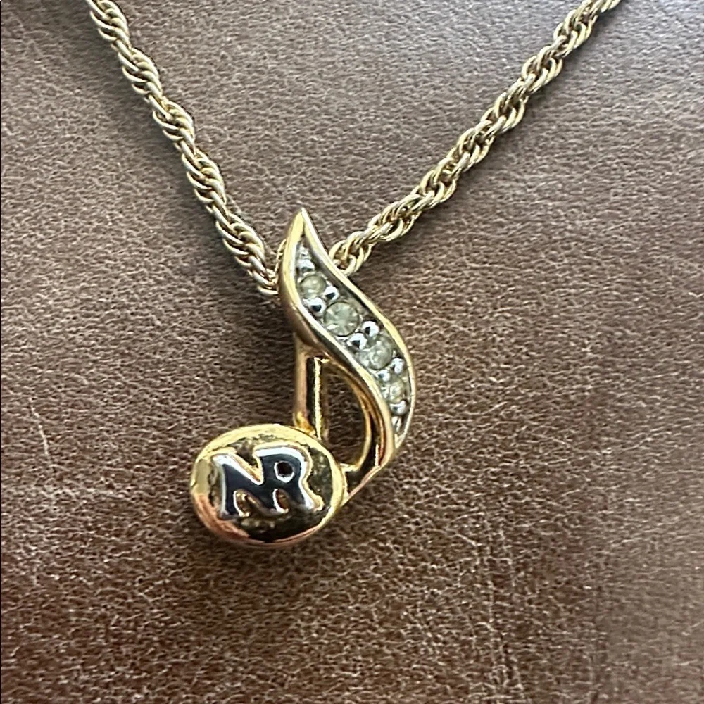 Nina Ricci Musical Note Necklace RARE - Picture 2 of 4